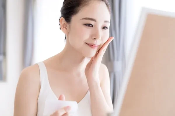 中重度暗瘡救星：在香港口服A酸全攻略